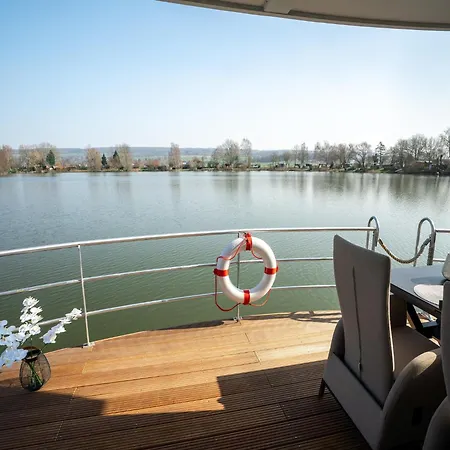 Schoenes Hausboot In Botel Höxter